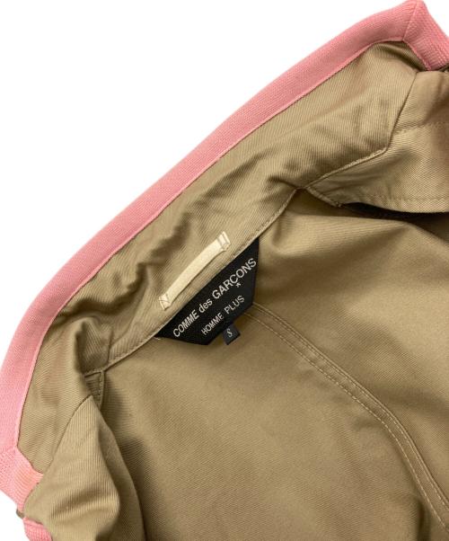 COMME des GARCONS HOMME PLUS（コムデギャルソンオムプリュス）COMME des GARCONS HOMME PLUS (コムデギャルソンオムプリュス) テーラードジャケット ベージュ サイズ:Sの古着・服飾アイテム