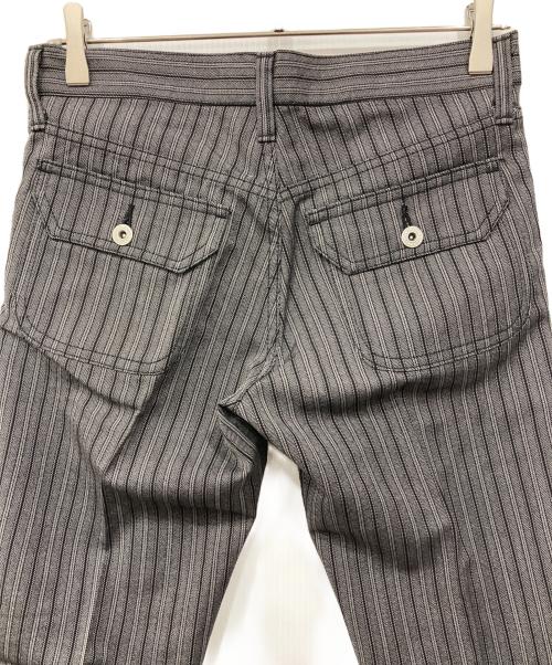 JUNYA WATANABE COMME des GARCONS MAN PINK（ジュンヤワタナベ コムデギャルソンマン ピンク）JUNYA WATANABE COMME des GARCONS MAN PINK (ジュンヤワタナベ コムデギャルソンマン ピンク) ストライプパンツ グレー サイズ:Sの古着・服飾アイテム