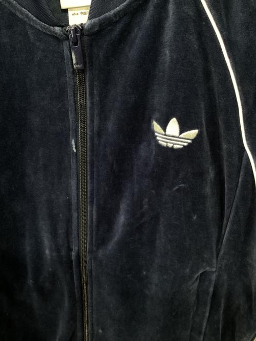 adidas（アディダス）adidas (アディダス) ベロア トラックトップ ネイビー サイズ:Sの古着・服飾アイテム