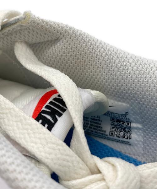 NIKE（ナイキ）NIKE (ナイキ) ローカットスニーカー ホワイト サイズ:24の古着・服飾アイテム