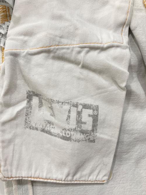 LEVI'S（リーバイス）LEVI'S (リーバイス) ピースマークデニムパンツ ホワイト×ブラック サイズ:W30の古着・服飾アイテム