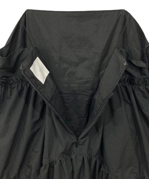 iki（イキ）iki (イキ) mauri ティアード キャミワンピース ブラック サイズ:Freeの古着・服飾アイテム