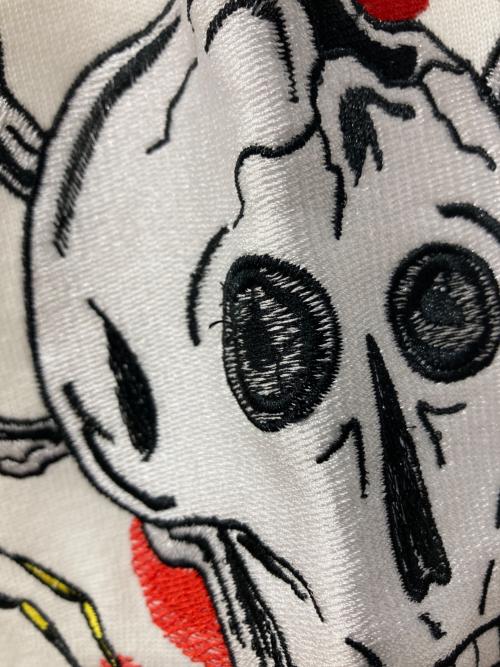 EFFE（エッフェ）EFFE (エッフェ) 袖刺繍ロングスリーブカットソー ホワイト サイズ:不明の古着・服飾アイテム