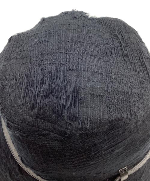 MINUS（マイナス）MINUS (マイナス) nahezu gleich (ナエツグロイヒ) バケットハット ブラックの古着・服飾アイテム