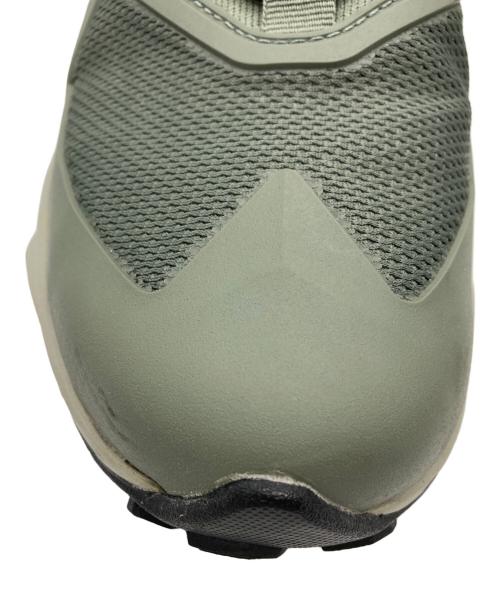 Columbia（コロンビア）Columbia (コロンビア) スニーカー カーキ サイズ: 26.5cmの古着・服飾アイテム