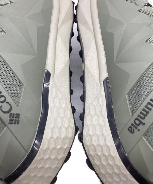 Columbia（コロンビア）Columbia (コロンビア) スニーカー カーキ サイズ: 26.5cmの古着・服飾アイテム