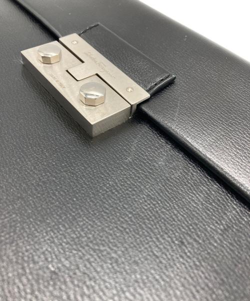 Salvatore Ferragamo（サルヴァトーレ フェラガモ）Salvatore Ferragamo (サルヴァトーレ フェラガモ) クラッチバッグ ブラックの古着・服飾アイテム