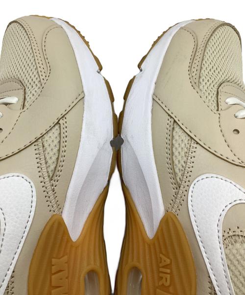 NIKE（ナイキ）NIKE (ナイキ) スニーカー ベージュ サイズ:25cmの古着・服飾アイテム