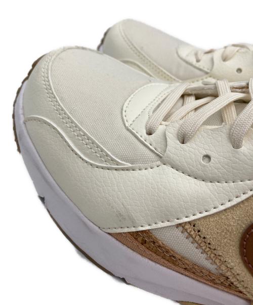 NIKE（ナイキ）NIKE (ナイキ) スニーカー ベージュ サイズ:25の古着・服飾アイテム