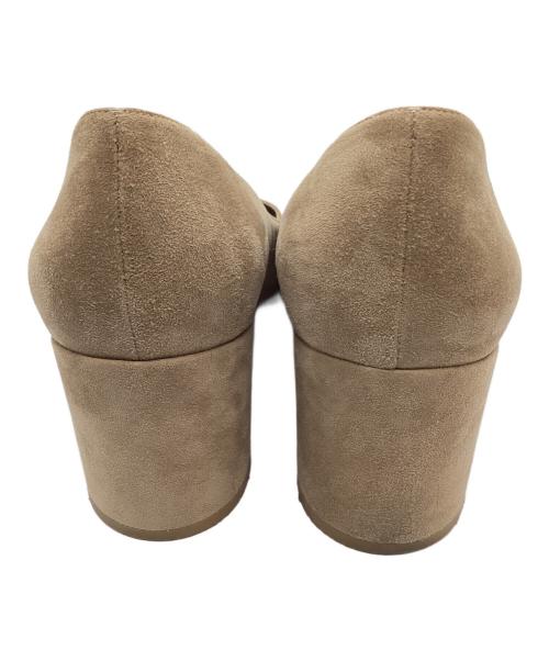 Salvatore Ferragamo（サルヴァトーレ フェラガモ）Salvatore Ferragamo (サルヴァトーレ フェラガモ) チャンキーヒールパンプス ベージュ サイズ:9の古着・服飾アイテム