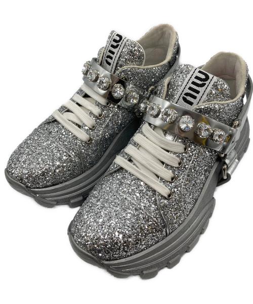 MIU MIU（ミュウミュウ）MIU MIU (ミュウミュウ) ラメグリッター ビジュースニーカー グレー サイズ:38 1/2の古着・服飾アイテム