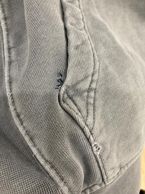 KITH（キス）KITH (キス) RUSSELL (ラッセル) ロゴ刺繍パーカー グレー サイズ:Lの古着・服飾アイテム
