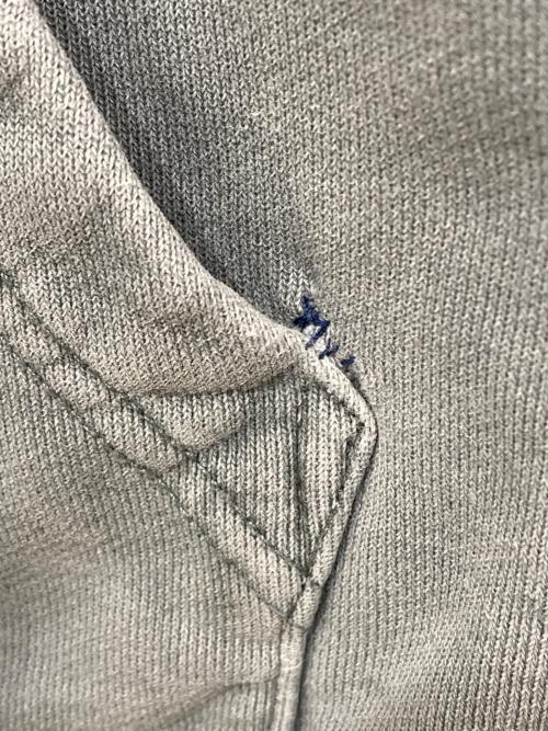 KITH（キス）KITH (キス) RUSSELL (ラッセル) ロゴ刺繍パーカー グレー サイズ:Lの古着・服飾アイテム