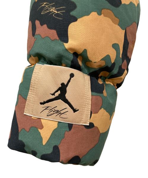 JORDAN（ジョーダン）JORDAN (ジョーダン) オール オーバープリント ダウンジャケット カーキ×ベージュ サイズ:Sの古着・服飾アイテム