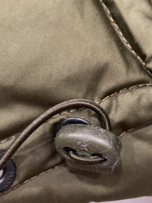 MONCLER R（モンクレールアール）MONCLER R (モンクレールアール) ダウンジャケット カーキ サイズ:1の古着・服飾アイテム