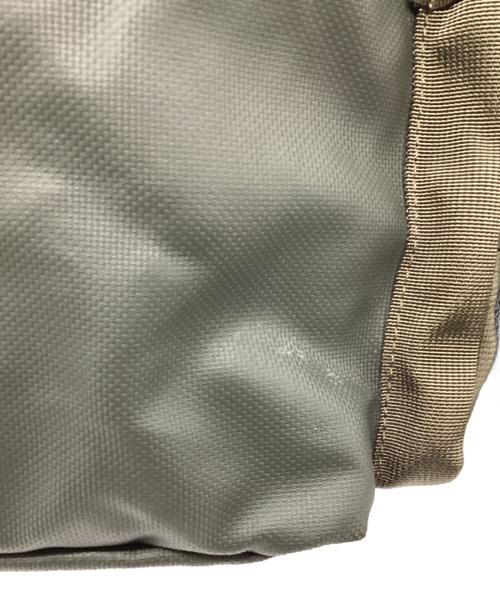 PORTER（ポーター）PORTER (ポーター) PRISM SHOULDER BAG / プリズムショルダーバッグ カーキの古着・服飾アイテム