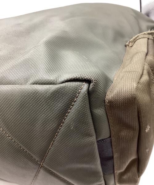 PORTER（ポーター）PORTER (ポーター) PRISM SHOULDER BAG / プリズムショルダーバッグ カーキの古着・服飾アイテム
