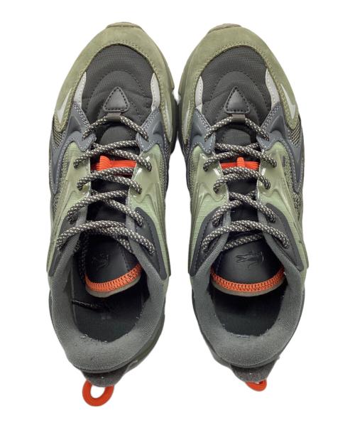 LACOSTE（ラコステ）LACOSTE (ラコステ) ローカットスニーカー カーキ サイズ:UK9の古着・服飾アイテム