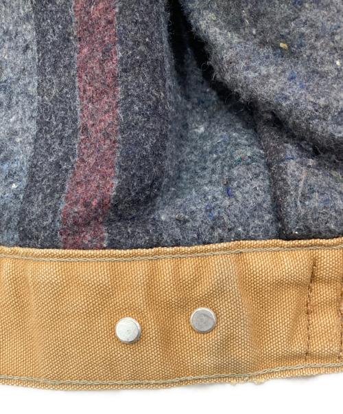 CarHartt（カーハート）CarHartt (カーハート) トラッカージャケット ベージュ サイズ:不明の古着・服飾アイテム