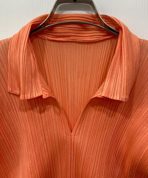 ISSEY MIYAKE（イッセイミヤケ）ISSEY MIYAKE (イッセイミヤケ) ノースリーブプリーツブラウス オレンジ サイズ:Mの古着・服飾アイテム