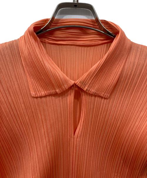 ISSEY MIYAKE（イッセイミヤケ）ISSEY MIYAKE (イッセイミヤケ) ノースリーブプリーツブラウス オレンジ サイズ:Mの古着・服飾アイテム