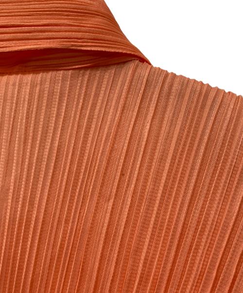 ISSEY MIYAKE（イッセイミヤケ）ISSEY MIYAKE (イッセイミヤケ) ノースリーブプリーツブラウス オレンジ サイズ:Mの古着・服飾アイテム