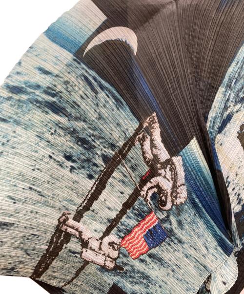 PLEATS PLEASE（プリーツプリーズ）PLEATS PLEASE (プリーツプリーズ) 羽織プリーツストール/ショール ブルーの古着・服飾アイテム