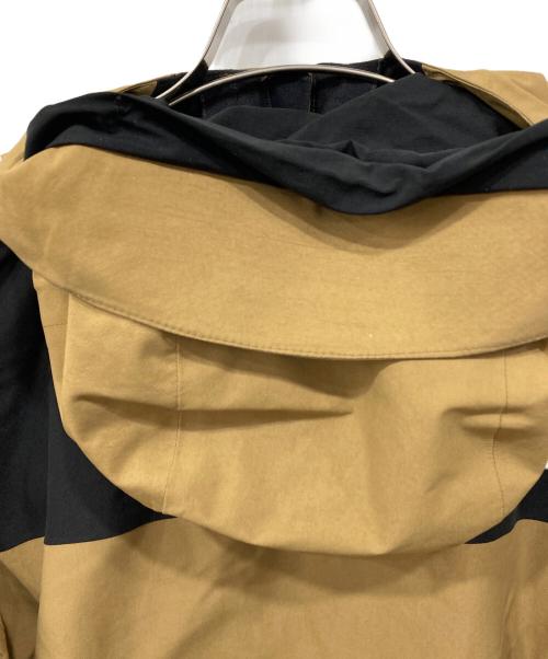 THE NORTH FACE（ザ ノース フェイス）THE NORTH FACE (ザ ノース フェイス) マウンテンジャケット ベージュ×ブラック サイズ:Sの古着・服飾アイテム