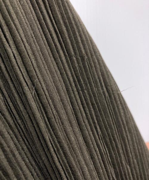 ISSEY MIYAKE（イッセイミヤケ）ISSEY MIYAKE (イッセイミヤケ) ノーカラープリーツジャケット ブラウン サイズ:Mの古着・服飾アイテム