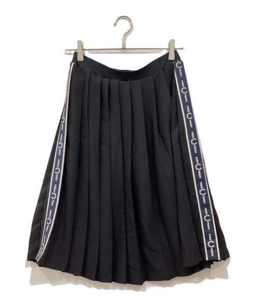 FRED PERRY（フレッドペリー）FRED PERRY (フレッドペリー) プリーツスカート ネイビー サイズ:UK8の古着・服飾アイテム