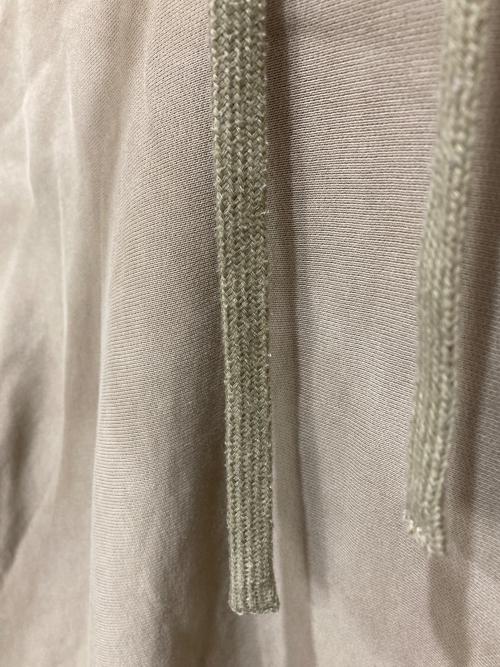 stussy（ステューシー）stussy (ステューシー) ロゴプルオーバーパーカー ベージュ サイズ:Lの古着・服飾アイテム