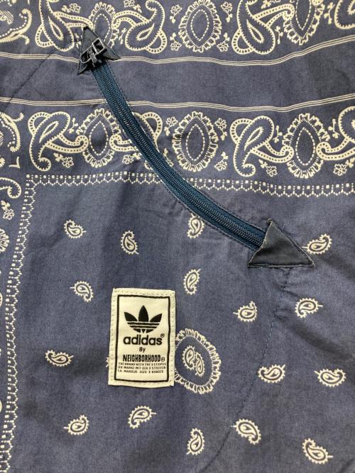 adidas（アディダス）adidas (アディダス) NEIGHBORHOOD (ネイバーフッド) バンダナ柄シャツ ブルー サイズ:Mの古着・服飾アイテム