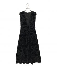 Tnewties（トゥエンティーズ）の古着「ディープVネックドレス」｜ブラック