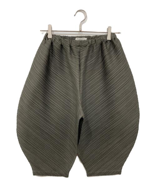 PLEATS PLEASE（プリーツプリーズ）PLEATS PLEASE (プリーツプリーズ) 変形プリーツバルーンショートパンツ グレー サイズ:1の古着・服飾アイテム