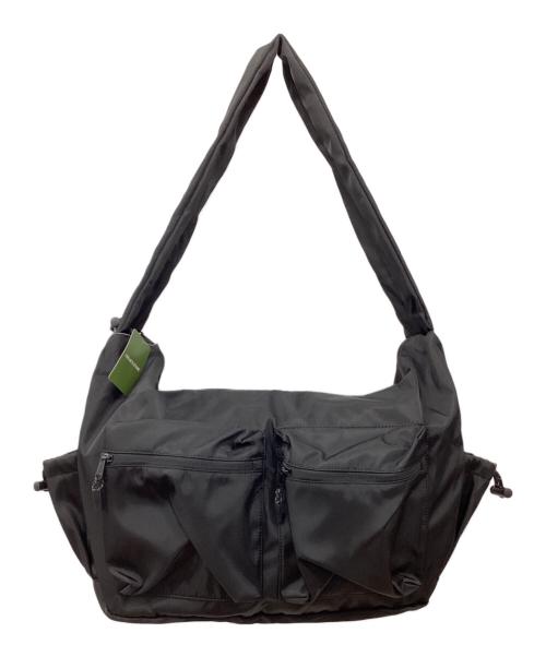 FREAK'S STORE（フリークスストア）FREAK'S STORE (フリークスストア) マルチポケット ショルダーバッグ ブラック 未使用品の古着・服飾アイテム