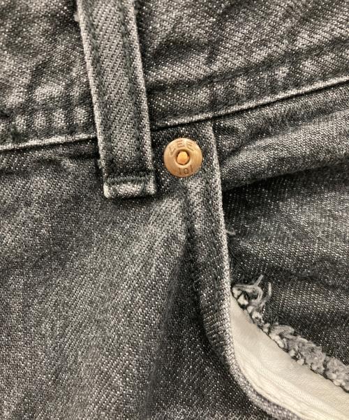 LEE（リー）LEE (リー) URBAN RESEARCH (アーバンリサーチ) デニムパンツ ブラック サイズ:34の古着・服飾アイテム