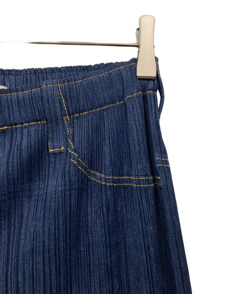 PLEATS PLEASE（プリーツプリーズ）PLEATS PLEASE (プリーツプリーズ) デニム転写 プリーツハーフパンツ ブルー サイズ:5の古着・服飾アイテム