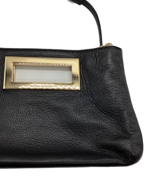 MICHAEL KORS（マイケル・コース）MICHAEL KORS (マイケル・コース) レザーショルダーバッグ ブラックの古着・服飾アイテム