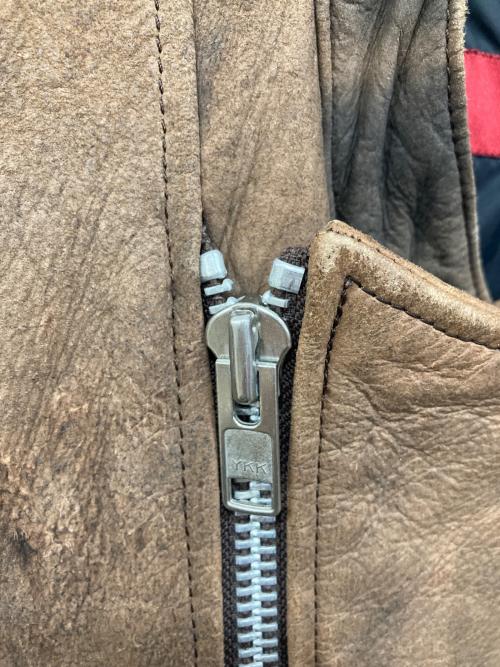 GUESS（ゲス）GUESS (ゲス) シープスキン ダブルライダースジャケット ブラウン サイズ:Lの古着・服飾アイテム