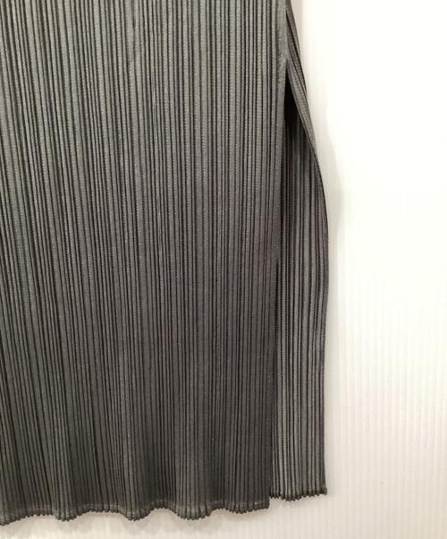 PLEATS PLEASE（プリーツプリーズ）PLEATS PLEASE (プリーツプリーズ) ノースリーブプリーツワンピース グレー サイズ:2の古着・服飾アイテム