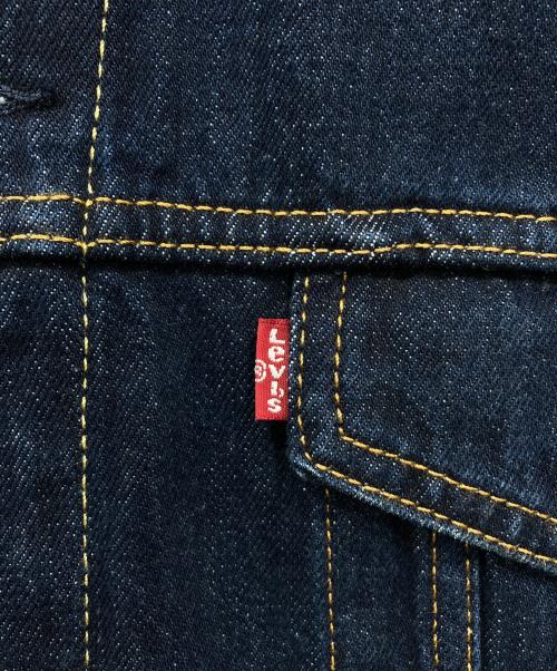LEVI'S（リーバイス）LEVI'S (リーバイス) デニムトラッカージャケット インディゴ サイズ:Mの古着・服飾アイテム