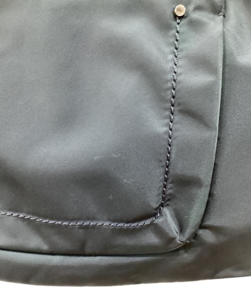 TUMI（トゥミ）TUMI (トゥミ) ナイロンショルダーバッグ グレーの古着・服飾アイテム