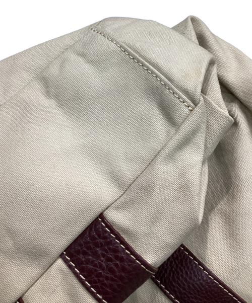 Vivienne Westwood（ヴィヴィアンウエストウッド）Vivienne Westwood (ヴィヴィアンウエストウッド) ビッグオーブ キャンバスショルダーバッグ ベージュの古着・服飾アイテム