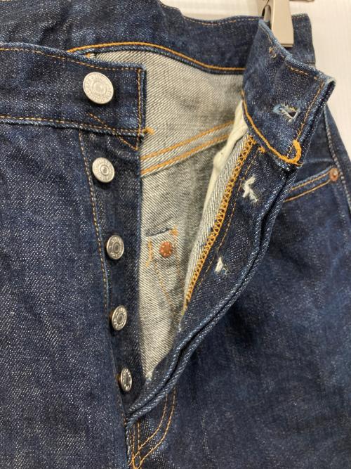 LEVI'S（リーバイス）LEVI'S (リーバイス) 1947年モデル復刻 501XXデニムパンツ インディゴ サイズ:W31の古着・服飾アイテム