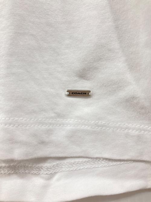 COACH（コーチ）COACH (コーチ) Disney (ディズニー) ダンボTシャツ ホワイト×ベージュ サイズ:Sの古着・服飾アイテム