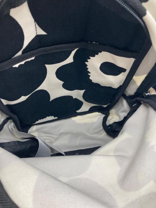 marimekko（マリメッコ）marimekko (マリメッコ) MINI EIRA ウニッコ リュック ブラック×ホワイトの古着・服飾アイテム
