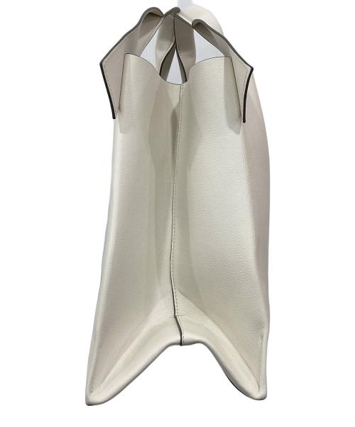 tov（トーヴ）tov (トーヴ) レザートートバッグ アイボリーの古着・服飾アイテム