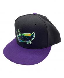 New Era（ニューエラ）の古着「キャップ」｜ブラック×パープル