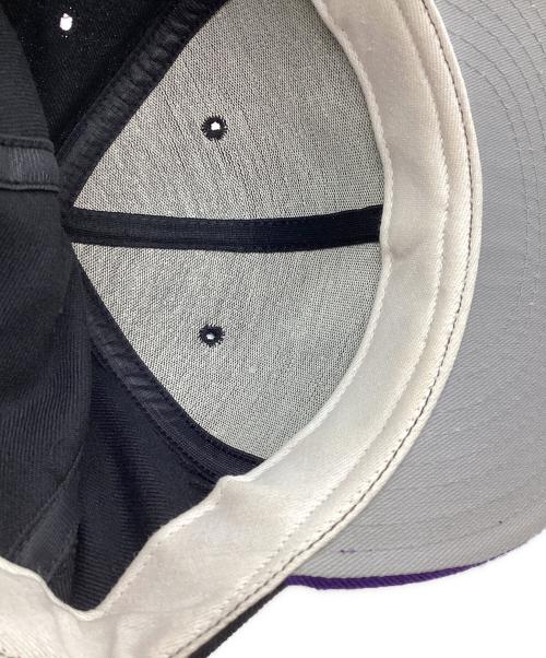 New Era（ニューエラ）New Era (ニューエラ) キャップ ブラック×パープル サイズ:7 5/8の古着・服飾アイテム