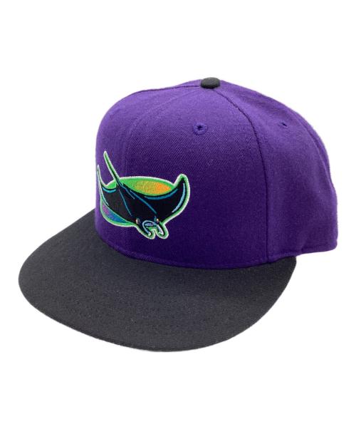 New Era（ニューエラ）New Era (ニューエラ) キャップ ブラック×パープル サイズ:7 3/8の古着・服飾アイテム
